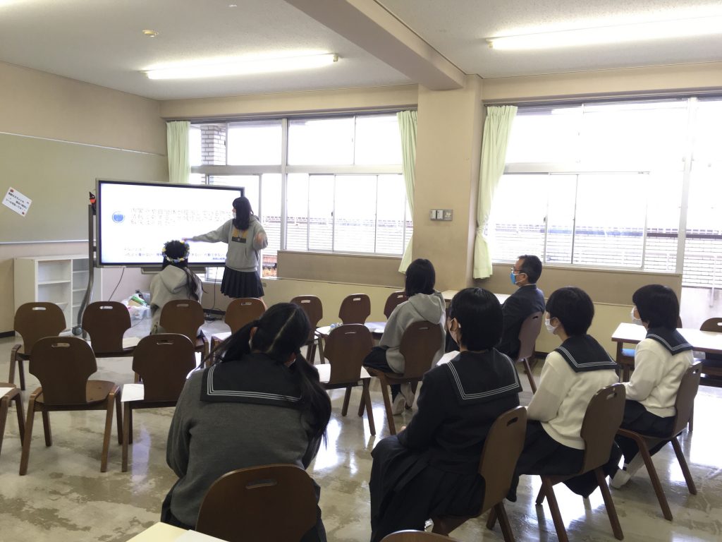 聖徳祭 6学年 女性キャリア発表会 聖徳大学附属取手聖徳女子中学校・高等学校